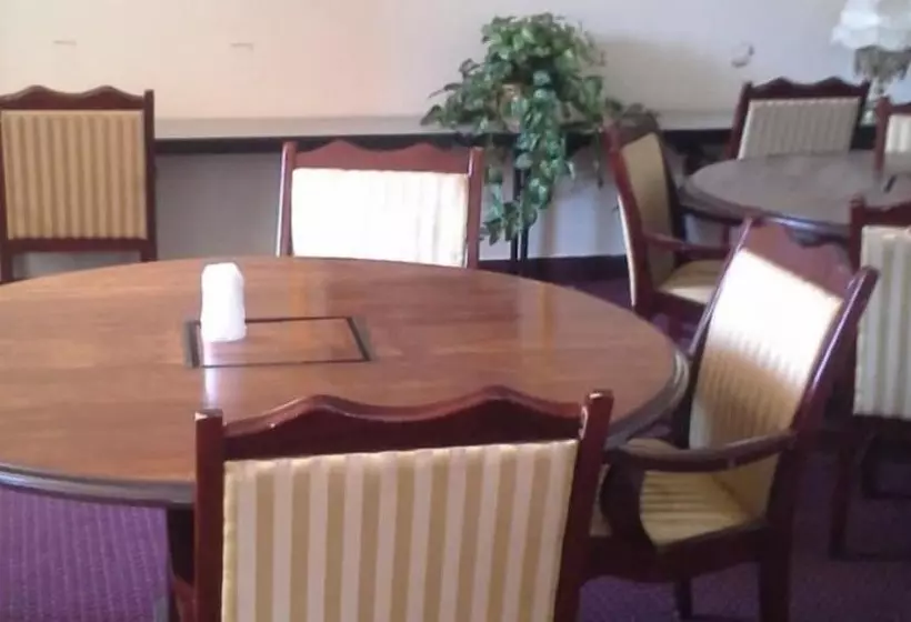 Hotelli Amber Inn