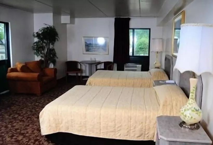Hotelli Amber Inn