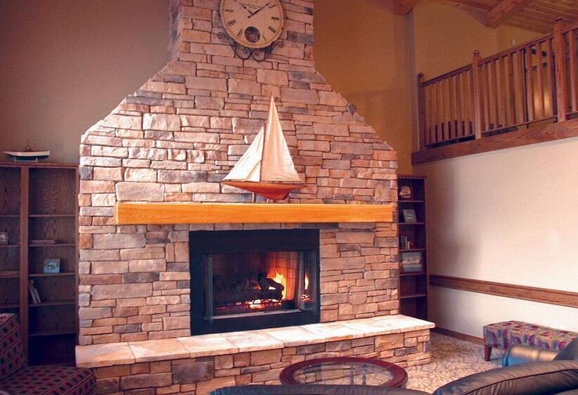 فندق Americinn By Wyndham Charlevoix