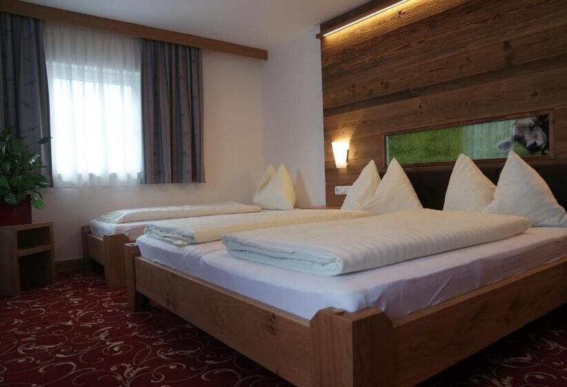 Hotelli Apart Garni Heisenhof