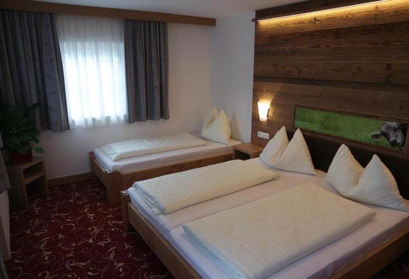 Hotelli Apart Garni Heisenhof