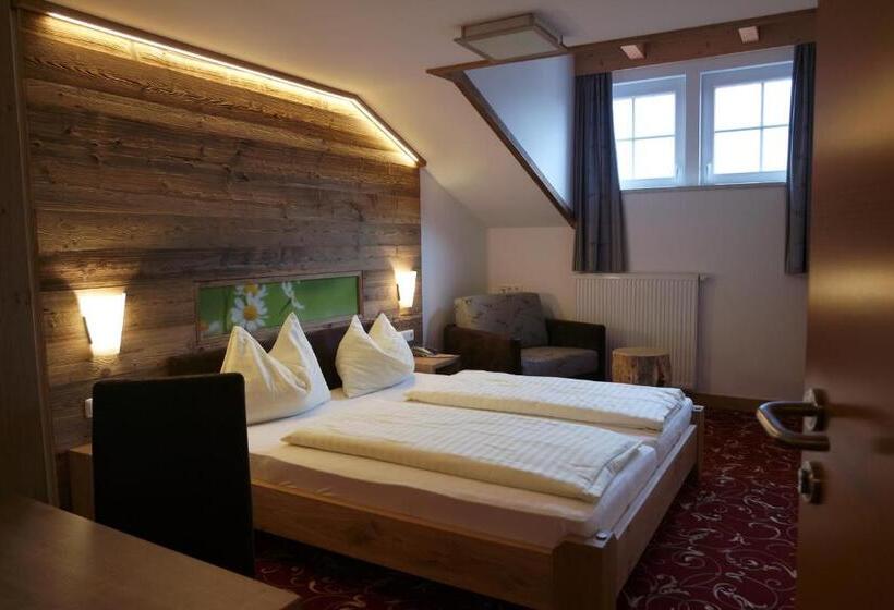 Hotelli Apart Garni Heisenhof