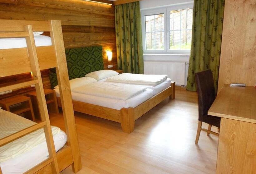 Hotelli Apart Garni Heisenhof