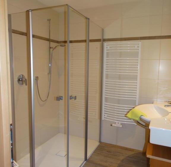 Hotelli Apart Garni Heisenhof