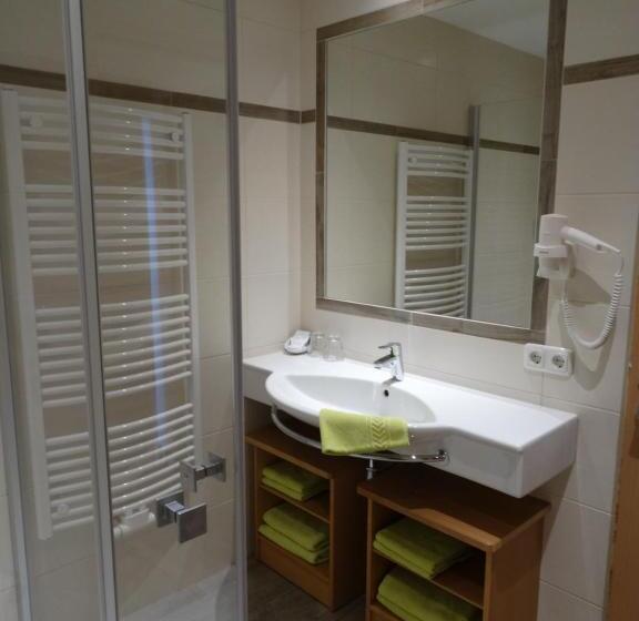 Hotelli Apart Garni Heisenhof