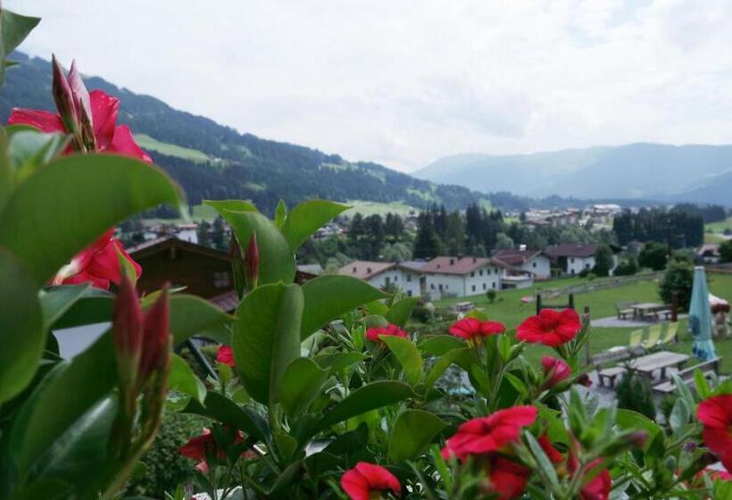 Hotelli Apart Garni Heisenhof