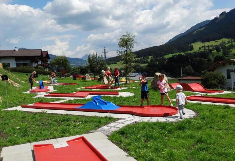 Hotelli Apart Garni Heisenhof