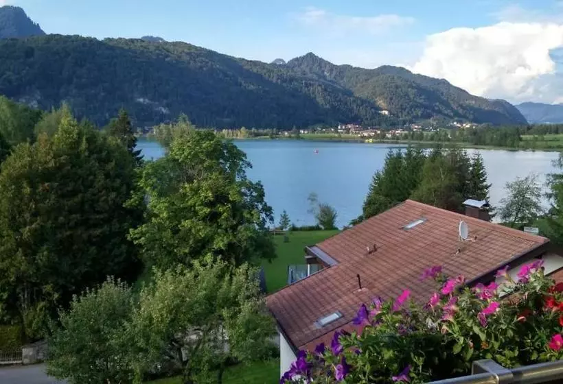 ホテル Appartement Wohlfartstätter
