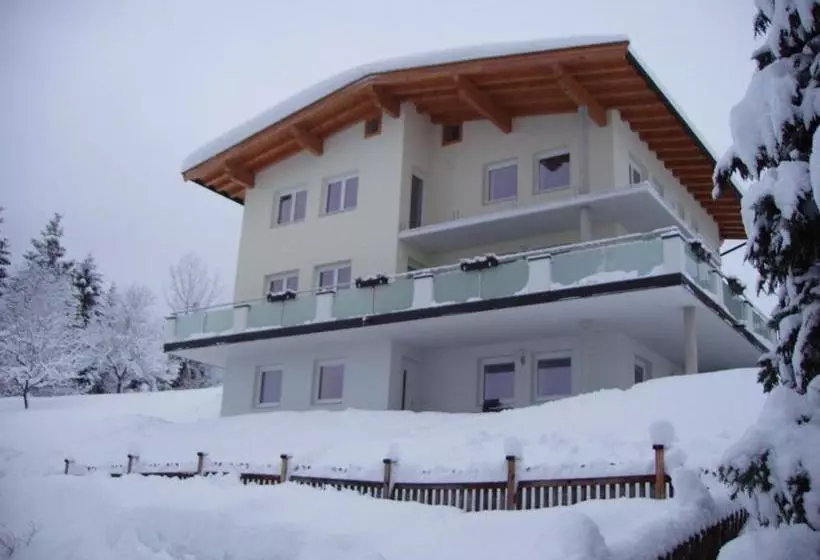 ホテル Appartement Wohlfartstätter