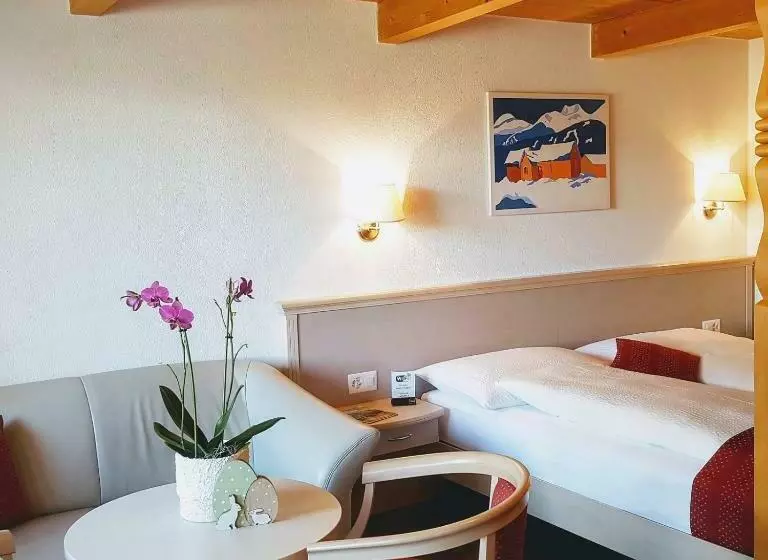 ホテル Chalet Gafri Bnb Frühstückspension Und Gastfreuncschaft