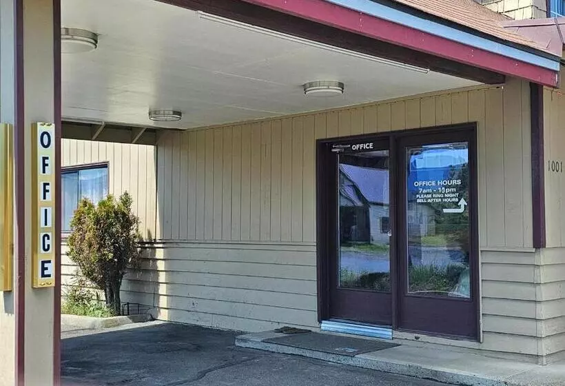 ホテル Cle Elum Travelers Inn