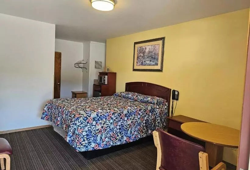 ホテル Cle Elum Travelers Inn