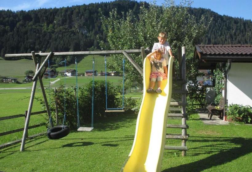 ホテル Haus Birgit