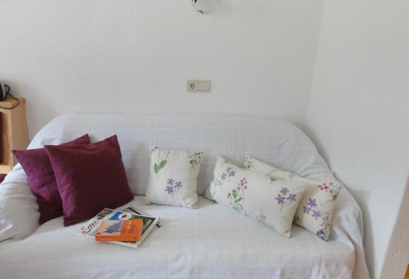 فندق Haus Elfi Fiegl