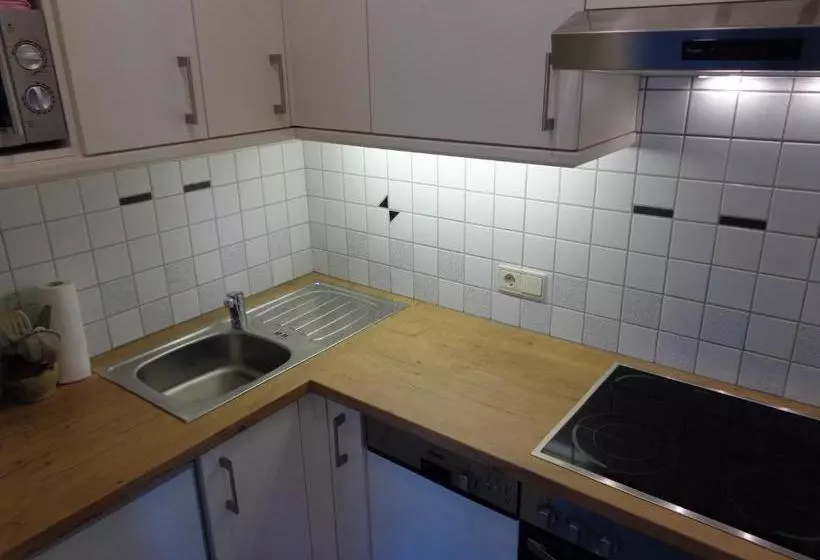 هتل Haus Elfi Fiegl