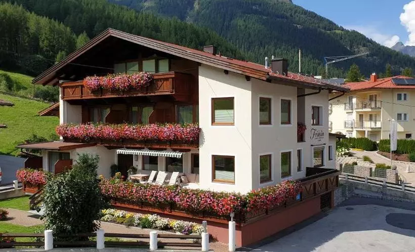 هتل Haus Fridolin