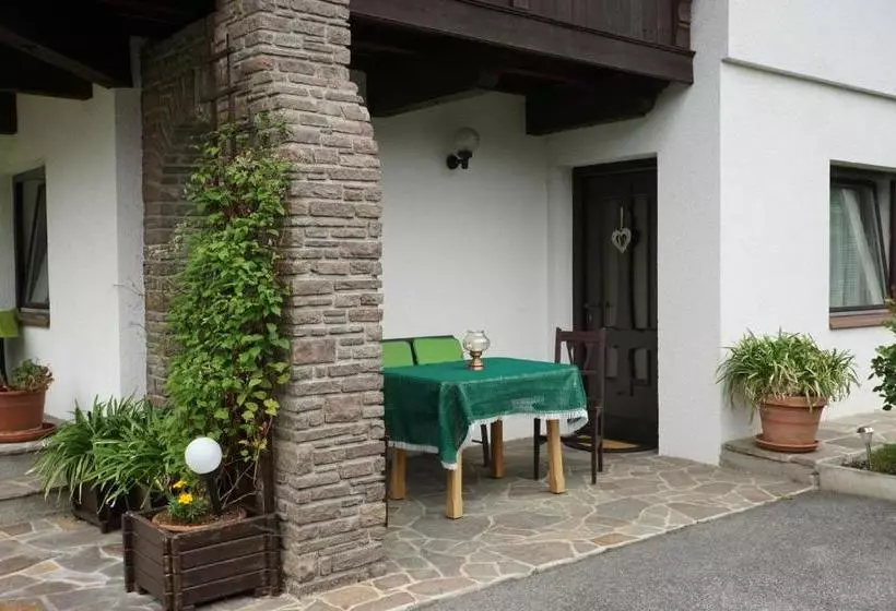 هتل Haus Walser