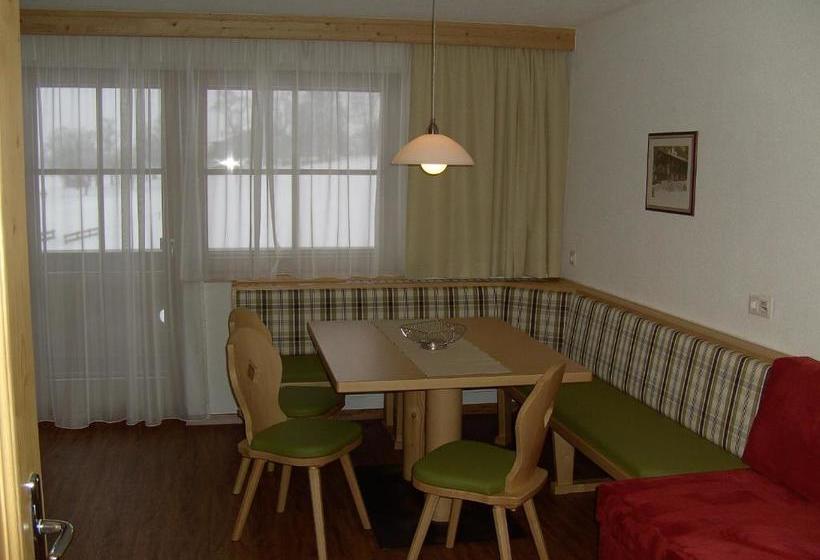 ホテル Landhaus Tirol