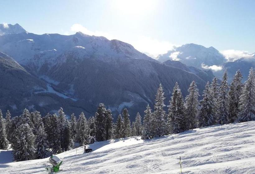 ホテル Landhaus Tirol