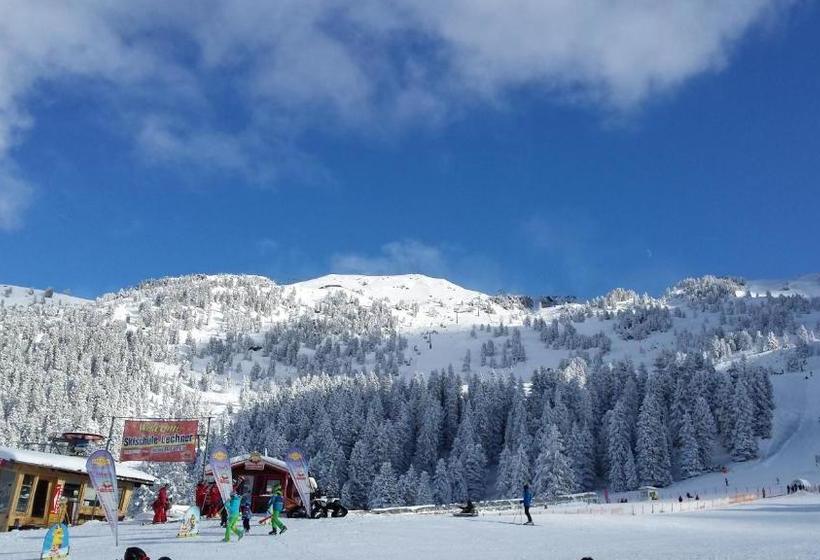 ホテル Landhaus Tirol