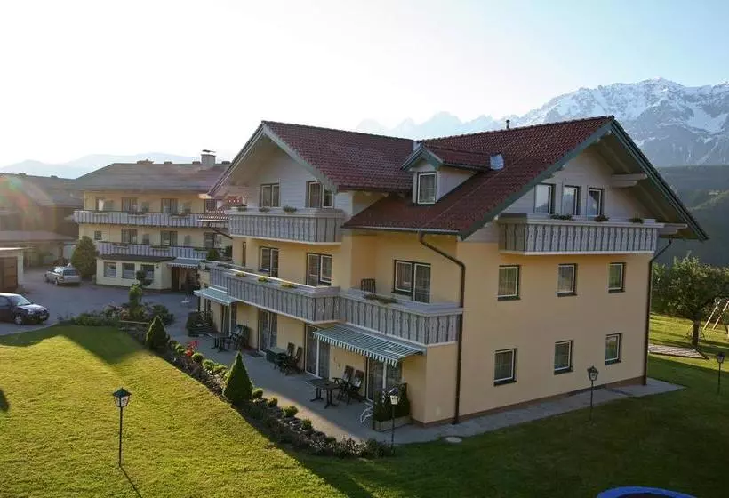 Otel Moser