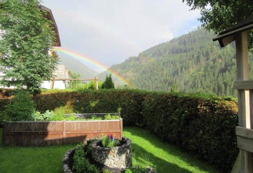 ホテル Pension  Schöne Welt