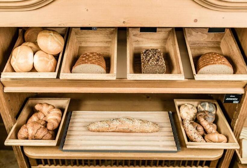 ホテル Standlhof Zillertal