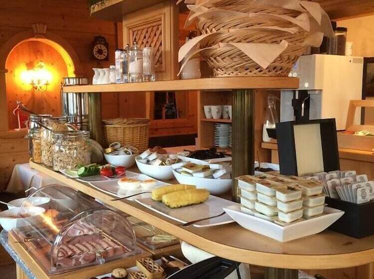 בית מלון כפרי Theresia Garni