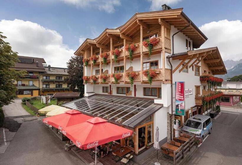 בית מלון כפרי Theresia Garni