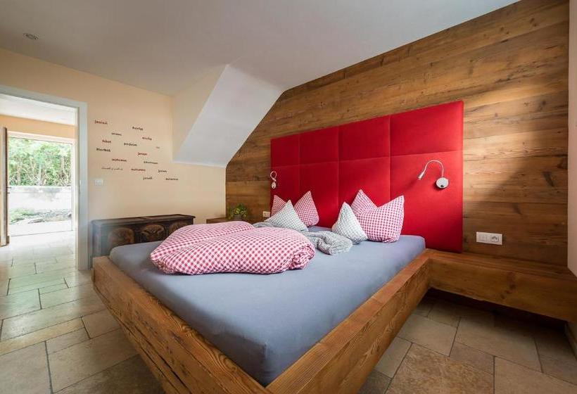 호텔 Urgestein Ferien