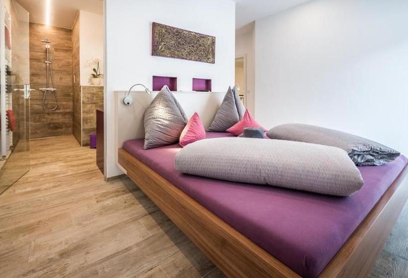 호텔 Urgestein Ferien