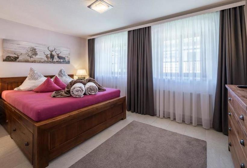 호텔 Urgestein Ferien