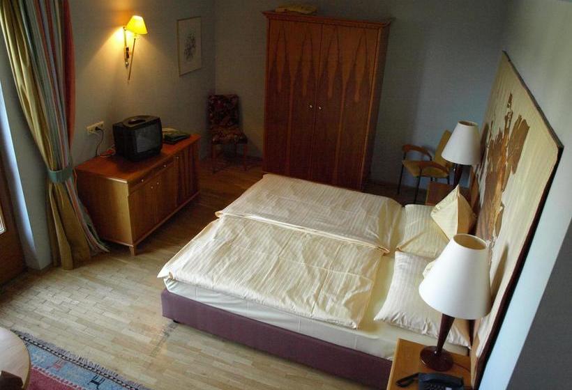 ホテル Zum Steinhauser