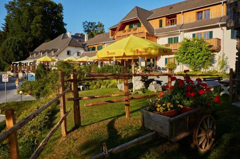 Hotelli Zum Steinhauser