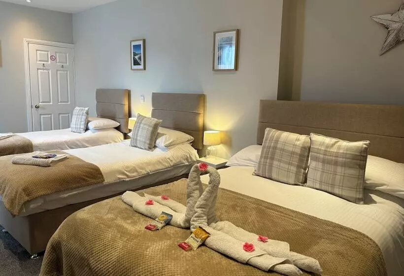 تختخواب و صبحانه Calm Sea Guesthouse