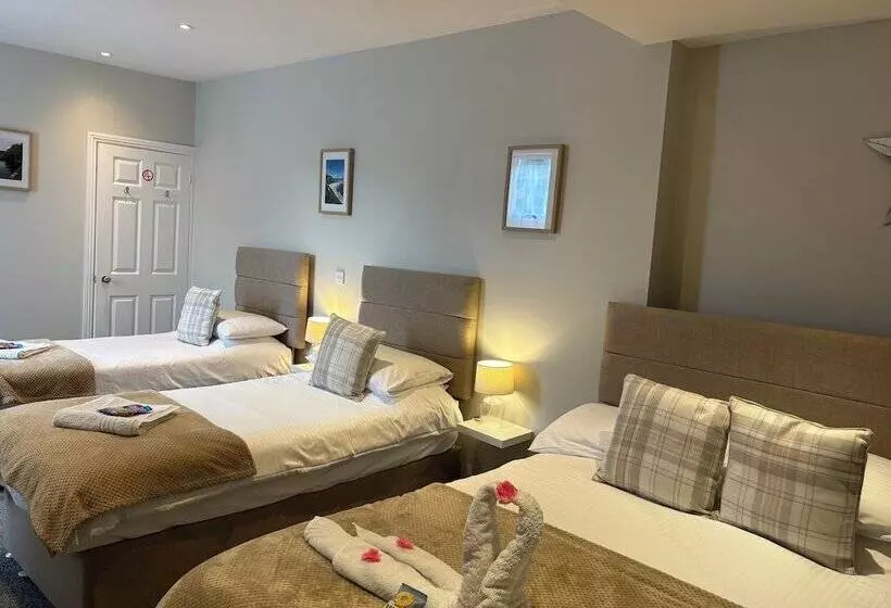 تختخواب و صبحانه Calm Sea Guesthouse