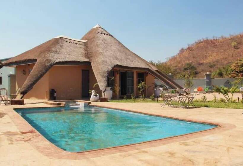 هتل Golden Hills Lodge