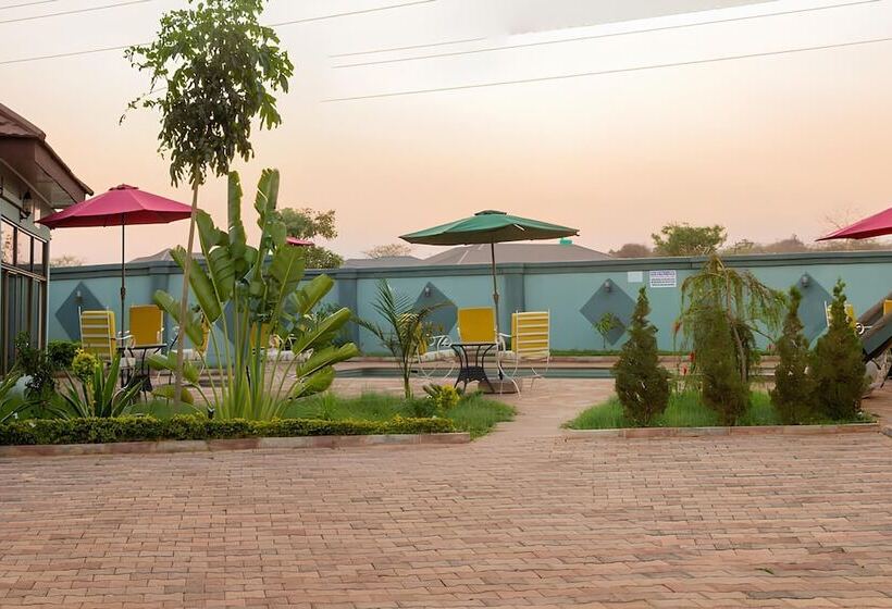 هتل Golden Hills Lodge