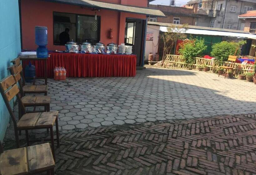 هتل White & Peace