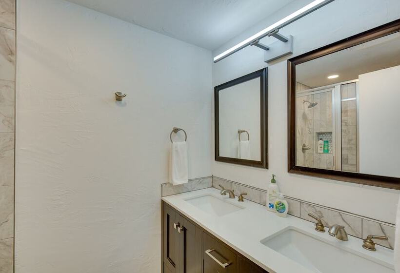 Private Dock: Lakefront Enchanted Oaks Retreat