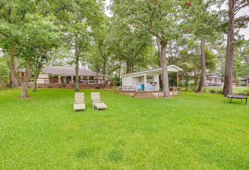 Private Dock: Lakefront Enchanted Oaks Retreat