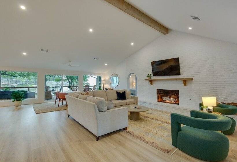 Private Dock: Lakefront Enchanted Oaks Retreat