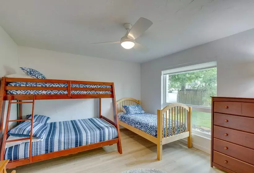 Private Dock: Lakefront Enchanted Oaks Retreat