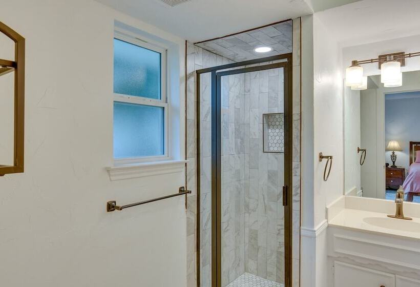 Private Dock: Lakefront Enchanted Oaks Retreat