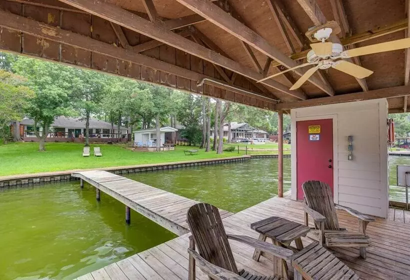 Private Dock: Lakefront Enchanted Oaks Retreat