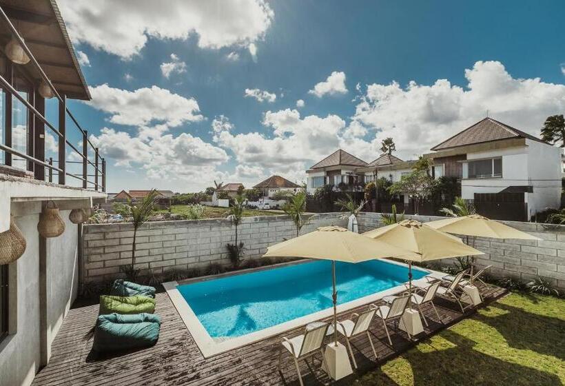 פנסיון Big Brother Berawa Beach