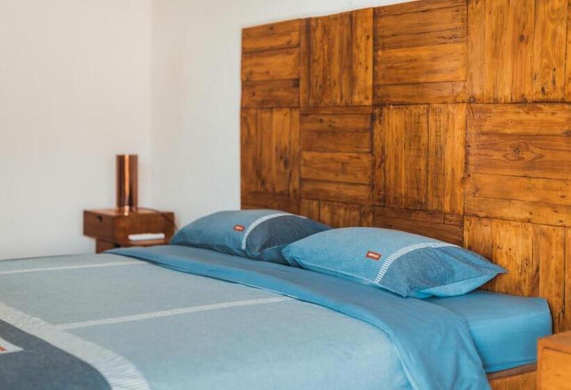 פנסיון Big Brother Berawa Beach