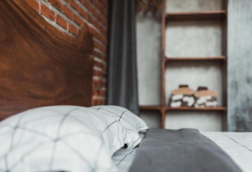 פנסיון Big Brother Berawa Beach