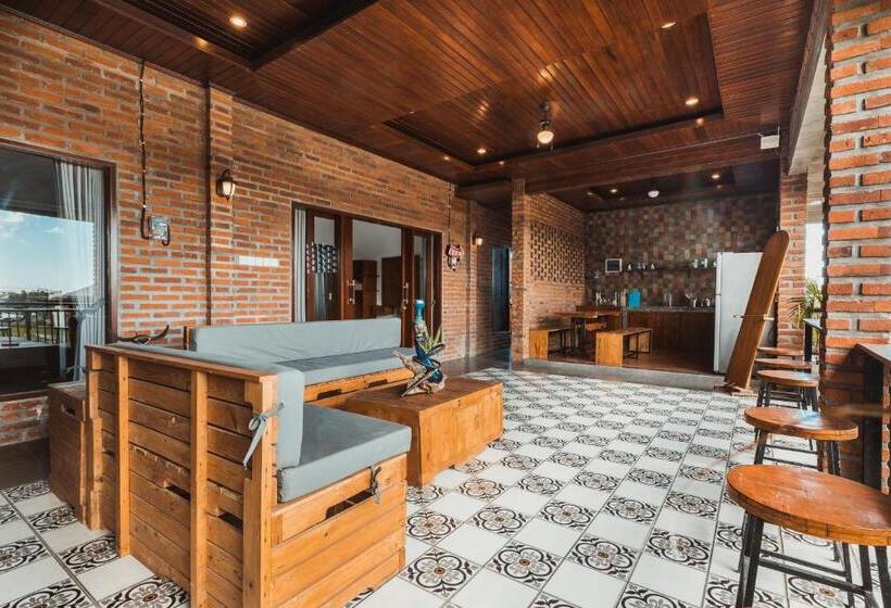 פנסיון Big Brother Berawa Beach