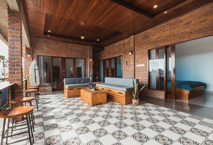 פנסיון Big Brother Berawa Beach